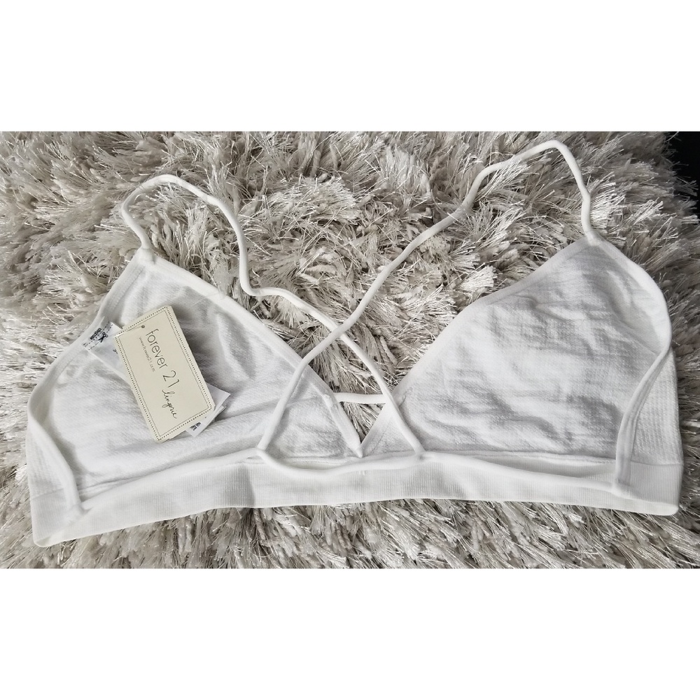 ⭐️NWT - Forever 21 Bralette